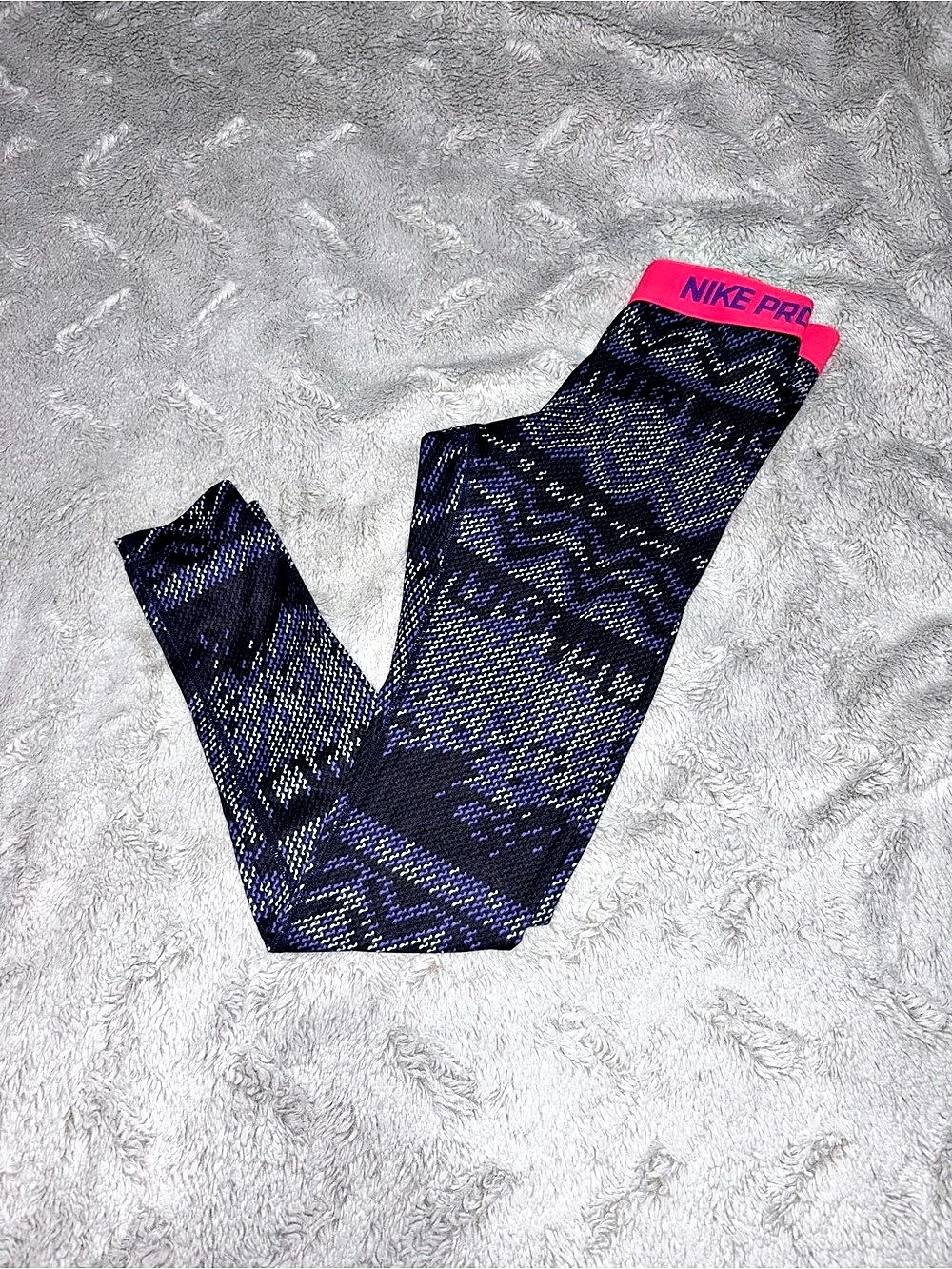 Nike Pro Dri-FIT Printed Leggings